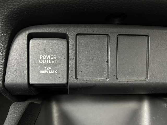 ホンダ フィット ベーシック 大阪府 2020(令2)年 6.6万km クリスタルブラックパール ワンオーナー/禁煙車/ホンダセンシング搭載/・衝突軽減ブレーキ（CMBS）/・誤発進抑制機能/・後方誤発進抑制機能/・近距離衝突軽減ブレーキ/・歩行者事故低減ステアリング/・路外逸脱抑制機能/・ACC（アダプティブクルーズコントロール）/・LKAS（車線維持支援システム）/・オートハイビーム/・先行車発進お知らせ機能/・標識認識機能/純正ナビ　型式：VXM-205Ci/【Bluetooth、CD、FM/AM】/ステアリングスイッチ/電動パーキング/オートホールド機能/アイドリングストップ/横滑り防止装置/電動格納ミラー/純正フロアマット/オートライト/LEDヘッドライト/保証書、取説