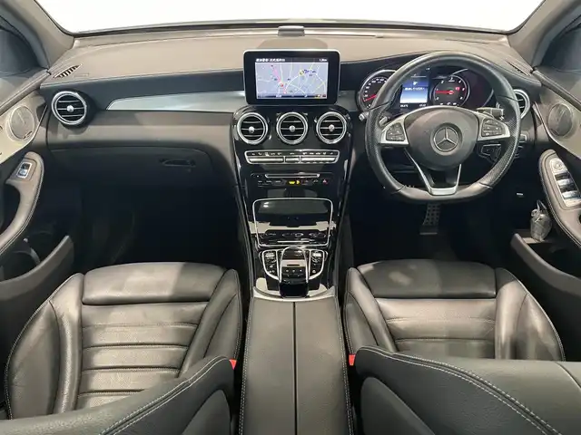 メルセデス・ベンツ ＧＬＣ２２０ d 4マチックスポーツ 本革 愛知県 2017(平29)年 5.3万km ダイヤモンドホワイト 本革シート　/パノラミックＳ／Ｒ　/ＨＵＤ　/Ｂｕｒｍｅｓｔｅｒサウンド　/ＭＢＵＸ　/Ｂｌｕｅｔｏｏｔｈ　/３６０度カメラ　/フルセグＴＶ　/アンビエントライト　/シートヒーター/ＡＣＣ　/ＬＫＡ　/ＬＤＷ　/ＢＳＭ　/ＥＴＣ２．０/LEDヘッドライト/パワーバックドア/プッシュスタート/アイドリングストップ
