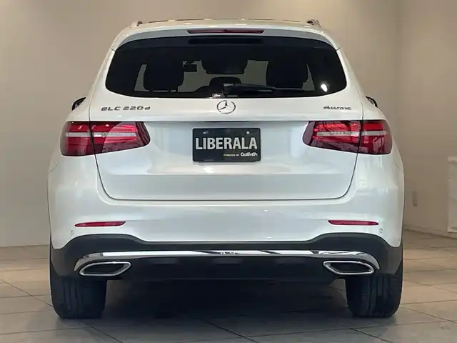 メルセデス・ベンツ ＧＬＣ２２０ d 4マチックスポーツ 本革 愛知県 2017(平29)年 5.3万km ダイヤモンドホワイト 本革シート　/パノラミックＳ／Ｒ　/ＨＵＤ　/Ｂｕｒｍｅｓｔｅｒサウンド　/ＭＢＵＸ　/Ｂｌｕｅｔｏｏｔｈ　/３６０度カメラ　/フルセグＴＶ　/アンビエントライト　/シートヒーター/ＡＣＣ　/ＬＫＡ　/ＬＤＷ　/ＢＳＭ　/ＥＴＣ２．０/LEDヘッドライト/パワーバックドア/プッシュスタート/アイドリングストップ