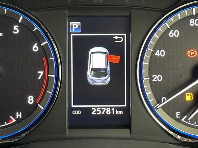 トヨタ ハリアー プレミアム スタイルノアール 鹿児島県 2020(令2)年 2.6万km ホワイトパールクリスタルシャイン TOYOTAセーフティセンス/純正9インチナビ/（フルセグ/Bluetooth/CD/DVD）/レーダークルーズコントロール/パワーバックドア/パワーシート/バックカメラ/ビルドインETC/ハーフレザー/前後ドライブレコーダー/オートハイビーム/レーンキープアシスト/純正フロアマット/LEDヘッドライト/スペアキー1本