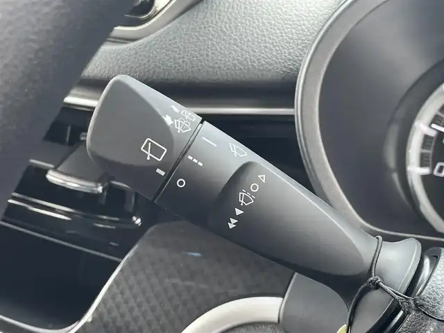 ダイハツ ムーヴ カスタム X VS SAⅢ 宮城県 2022(令4)年 0.3万km シャイニングホワイトパール 純正メモリーナビ/フルセグTV/（CD/BT）/アラウンドビューモニター/スマートアシスト3/・衝突回避支援ブレーキ機能/・衝突警報機能（対車両/歩行者）/・車線逸脱警報機能/・誤発進抑制制御機能（前方/後方）/・先行車発進お知らせ機能/・オートハイビーム/LEDヘッドライト/スマートキー/ドライブレコーダー/D席シートヒーター/横すべり防止装置/オートライト/スペアキ－/保証書/取扱説明書