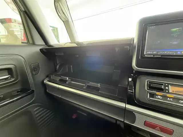 スズキ スペーシア カスタム HYBRID XS 千葉県 2018(平30)年 7.9万km ピュアホワイトP セーフティサポート/・デュアルセンサーブレーキサポート/・車線逸脱警報/・先行車発進お知らせ機能/・誤発進抑制機能/・後退時ブレーキサポート/・後方誤発進抑制機能/両側パワースライドドア/社外メモリナビ【CN-RE04WD】/・フルセグTV/BT/DVD/ラジオ/バックカメラ/シートヒーター/ドライブレコーダー【CA-DR02D】/ETC/取扱説明書/保証書/スペアキー