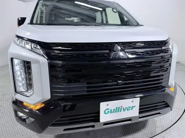 三菱 デリカＤ：５ シャモニー 大阪府 2025(令7)年 0.1千km 白Ⅱ 登録済未使用車　純正１１ｉｎｃナビ　ＢＳＭ　レーダークルーズＣ　衝突軽減Ｂ　レーンアシスト　両側電動ドア　電動リアゲート　ＡＣ１００Ｖ　ハンドルヒーター　クリアランスソナー　パドルシフト　ＨＤＭＩ