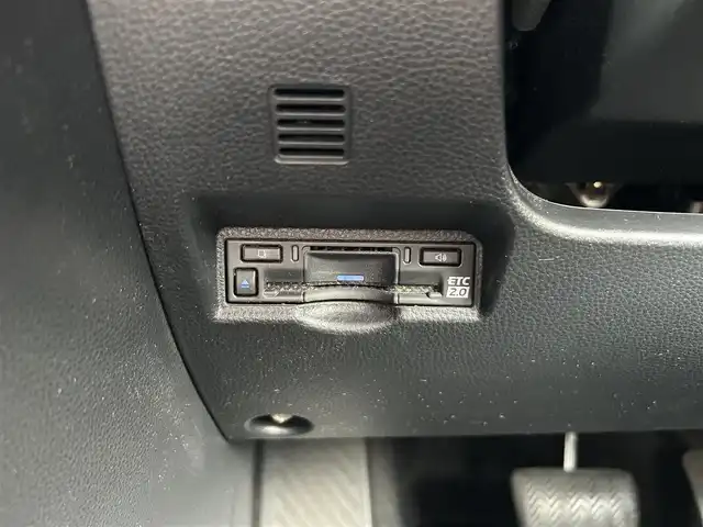 トヨタ ヴォクシー S－Z 東京都 2023(令5)年 3.8万km アティチュードブラックマイカ ワンオーナー/10.5型ディスプレイオーディオナビ+バックカメラ/DVD/フルセグTV/Bluetoothオーディオ/HDMI/USB/AppleCarPlay/AndroidAuto/Miracast/快適利便パッケージHigh/・ハンズフリーデュアルパワースライドドア/・パワーバックドア/・2列目シートヒーター&オットマン/・ステアリングヒーター/ナノイー/ビルトインETC2.0/前後ドライブレコーダー/純正17インチAW/LEDヘッドランプ/Toyota Safety Sense/スマートキー×2