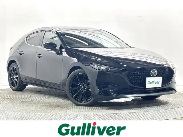 マツダ マツダ３ファストバック 15S ブラックトーンED 大阪府 2022(令4)年 0.5万km ジェットブラックマイカ 純正ナビ（フルセグ／ＤＶＤ再生／Ｂｌｕｅｔｏｏｔｈ）　Ｂカメラ　ＥＴＣ　衝突軽減　レーダーＣ　クリアランスソナー　ＢＳＭ　スマートキー　Ｐスタート　パドルシフト　アイドリングストップ　前後ドラレコ