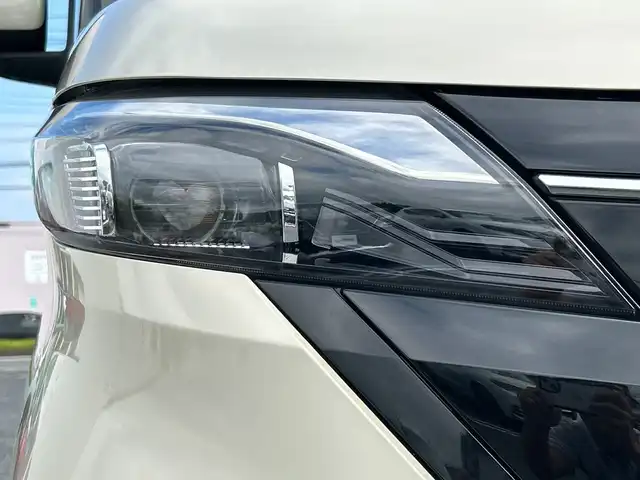 日産 ルークス HWS Gターボ プロパイロットED 千葉県 2020(令2)年 3.3万km フローズンバニラパール ９型ナビＭＭ３１９Ｄ－Ｌ　全方位カメラ　プレミアムグラデーションインテリア　両側電動スライド　プロＰｉｌｏｔ　ハンズフリースライド　　ＵＳＢ　ドラレコ　ＥＴＣ　ＬＥＤライト フローズンバニラパール