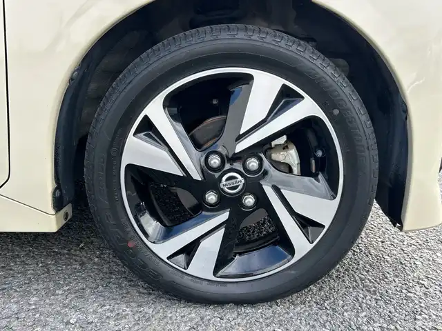 日産 ルークス HWS Gターボ プロパイロットED 千葉県 2020(令2)年 3.3万km フローズンバニラパール ９型ナビＭＭ３１９Ｄ－Ｌ　全方位カメラ　プレミアムグラデーションインテリア　両側電動スライド　プロＰｉｌｏｔ　ハンズフリースライド　　ＵＳＢ　ドラレコ　ＥＴＣ　ＬＥＤライト フローズンバニラパール