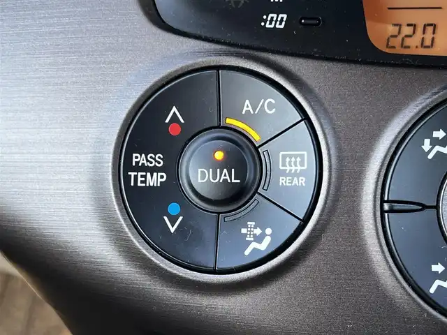 トヨタ ヴァンガード 240S 道央・札幌 2011(平23)年 12.9万km ホワイトパールクリスタルシャイン ４WD/寒冷地仕様/純正SDナビ/AM/FM/BT/DVD/SD/ワンセグ/横滑り防止装置/バックカメラ/ワイパーデアイサー/革巻きステアリング/ステアリングリモコン/パドルシフト/MTモード付AT/プッシュスタート/スマートキー/キセノンヘッドライト/フォグランプ/電動格納ミラー/ウィンカーミラー/純正フロアマット/ドアバイザー/純正AW付冬タイヤ積込/225/65/R17/2020年/山6mm