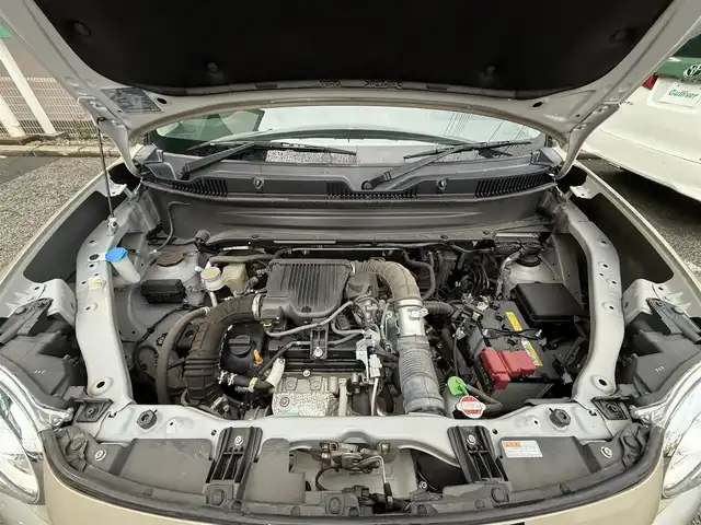 スズキ クロスビー HYBRID MZ 千葉県 2019(令1)年 3.9万km キャラバンアイボリーパールメタリック/ホワイト 2トーンルーフ 純正SDナビ（AM/FM/CD/DVD/Bluetooth)/フルセグTV/バックカメラ/全方位モニター/ETC/クルーズコントロール/パドルシフト/デュアルセンサーブレーキサポート/ESP/前席シートヒーター/後席テーブル/純正フロアマット/スタッドレスタイヤt付（175/65R15)/純正16インチアルミホイール/LEDヘッドライト/フォグランプ