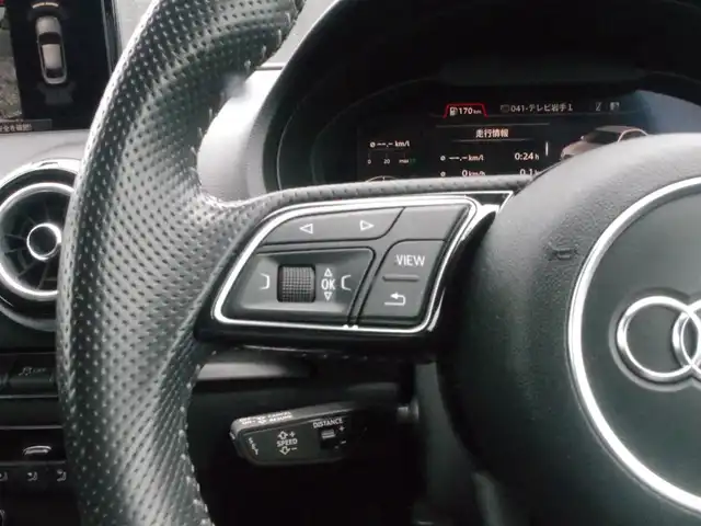 アウディ Ａ３ セダン 40TFSI クワトロ スポーツ 岩手県 2019(平31)年 4.5万km グレイシアホワイトメタリック Audiプレセンス/サイドアシスト/レーンアシスト/アダプティブクルーズ/純正ナビ/フルセグTV/バックカメラ/パーキングエイド/バーチャルコクピット/前後ドラレコ/DSRC/ハーフレザー/シートヒーター/パワーシート/LEDライト