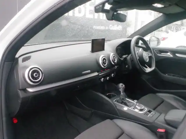 アウディ Ａ３ セダン 40TFSI クワトロ スポーツ 岩手県 2019(平31)年 4.5万km グレイシアホワイトメタリック Audiプレセンス/サイドアシスト/レーンアシスト/アダプティブクルーズ/純正ナビ/フルセグTV/バックカメラ/パーキングエイド/バーチャルコクピット/前後ドラレコ/DSRC/ハーフレザー/シートヒーター/パワーシート/LEDライト
