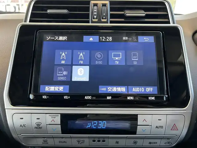 トヨタ ランドクルーザー プラド TX Lパッケージ ブラックED 群馬県 2021(令3)年 2.8万km プレシャスホワイトパール 4WD/メモリナビ/バックカメラ/Bluetooth/フルセグテレビ/サンルーフ/シートヒーター/シートクーラー/電動シート/レーダークルーズ/スマートキー /ETC/純正18インチアルミAW