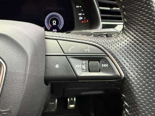 アウディ アウディ Ｑ８ 55TFSIクワトロ Sライン 千葉県 2020(令2)年 6.3万km デイトナグレーパールエフェクト コンフォートアシスタンスＰＫＧ　/純正ナビ　/３６０°カメラ　/ＡＣＣ　/ＢＳＭ　/ハーフレザーシート　/シートヒーター　/パワーシート　/マトリクスＬＥＤ　/ハイビームアシスト　/電動リアゲート　/純正２２インチＡＷ