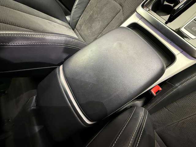 アウディ アウディ Ｑ８ 55TFSIクワトロ Sライン 千葉県 2020(令2)年 6.3万km デイトナグレーパールエフェクト コンフォートアシスタンスＰＫＧ　/純正ナビ　/３６０°カメラ　/ＡＣＣ　/ＢＳＭ　/ハーフレザーシート　/シートヒーター　/パワーシート　/マトリクスＬＥＤ　/ハイビームアシスト　/電動リアゲート　/純正２２インチＡＷ