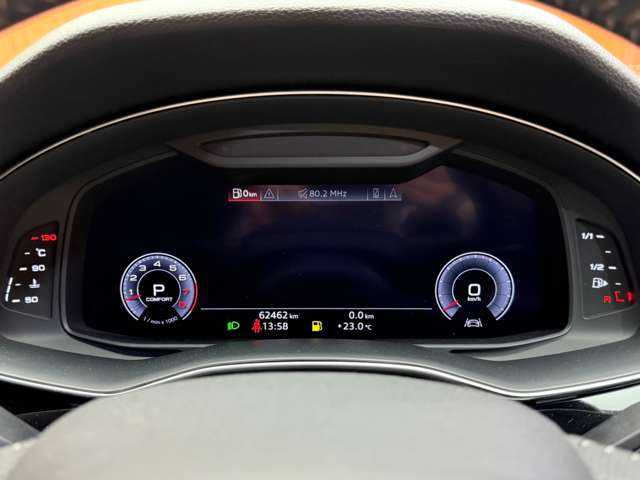 アウディ アウディ Ｑ８ 55TFSIクワトロ Sライン 千葉県 2020(令2)年 6.3万km デイトナグレーパールエフェクト コンフォートアシスタンスＰＫＧ　/純正ナビ　/３６０°カメラ　/ＡＣＣ　/ＢＳＭ　/ハーフレザーシート　/シートヒーター　/パワーシート　/マトリクスＬＥＤ　/ハイビームアシスト　/電動リアゲート　/純正２２インチＡＷ