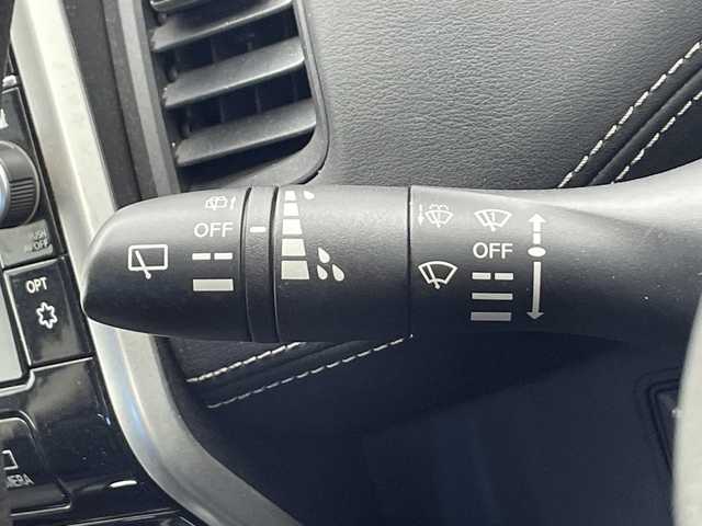 日産 セレナ ハイウェイスター 千葉県 2017(平29)年 7.8万km ダイヤモンドブラック 純正9インチSDナビ（MM516D-L）/フルセグTV/Bluetooth/CD/DVD/バックカメラ/全方位カメラ/ビルトインETC/両側パワースライドドア/クルーズコントロール/ステアリングリモコン/衝突被害軽減システム/ハロゲンヘッドライト