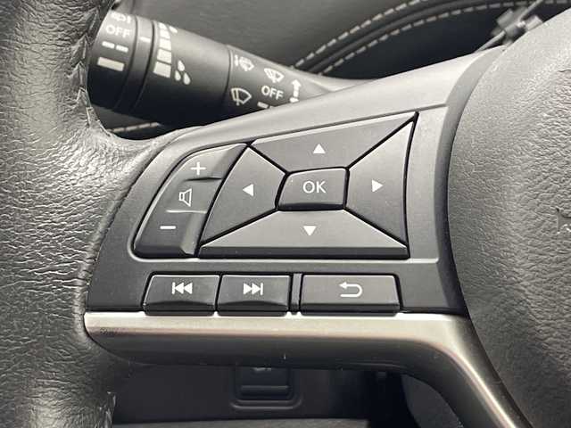 日産 セレナ ハイウェイスター 千葉県 2017(平29)年 7.8万km ダイヤモンドブラック 純正9インチSDナビ（MM516D-L）/フルセグTV/Bluetooth/CD/DVD/バックカメラ/全方位カメラ/ビルトインETC/両側パワースライドドア/クルーズコントロール/ステアリングリモコン/衝突被害軽減システム/ハロゲンヘッドライト