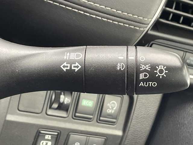 日産 セレナ ハイウェイスター 千葉県 2017(平29)年 7.8万km ダイヤモンドブラック 純正9インチSDナビ（MM516D-L）/フルセグTV/Bluetooth/CD/DVD/バックカメラ/全方位カメラ/ビルトインETC/両側パワースライドドア/クルーズコントロール/ステアリングリモコン/衝突被害軽減システム/ハロゲンヘッドライト