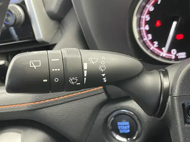 トヨタ ＲＡＶ４ アドベンチャー 埼玉県 2022(令4)年 3.6万km アティチュードブラックマイカ ＴＲＤエアロ　サンルーフ　純正９インチディスプレイオーディオ　パノラミックビューモニター　ＢＳＭ　ビルトインＥＴＣ２．０　前後ドライブレコーダー　レーダークルーズ　ミラー一体型ドラレコ　ＡＣ１００Ｖ