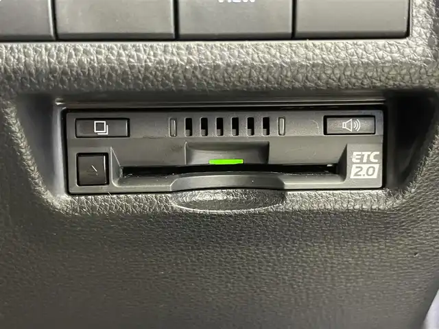 トヨタ ＲＡＶ４ アドベンチャー 埼玉県 2022(令4)年 3.6万km アティチュードブラックマイカ ＴＲＤエアロ　サンルーフ　純正９インチディスプレイオーディオ　パノラミックビューモニター　ＢＳＭ　ビルトインＥＴＣ２．０　前後ドライブレコーダー　レーダークルーズ　ミラー一体型ドラレコ　ＡＣ１００Ｖ