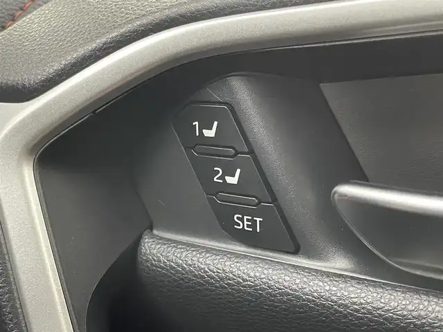 トヨタ ＲＡＶ４ アドベンチャー 埼玉県 2022(令4)年 3.6万km アティチュードブラックマイカ ＴＲＤエアロ　サンルーフ　純正９インチディスプレイオーディオ　パノラミックビューモニター　ＢＳＭ　ビルトインＥＴＣ２．０　前後ドライブレコーダー　レーダークルーズ　ミラー一体型ドラレコ　ＡＣ１００Ｖ