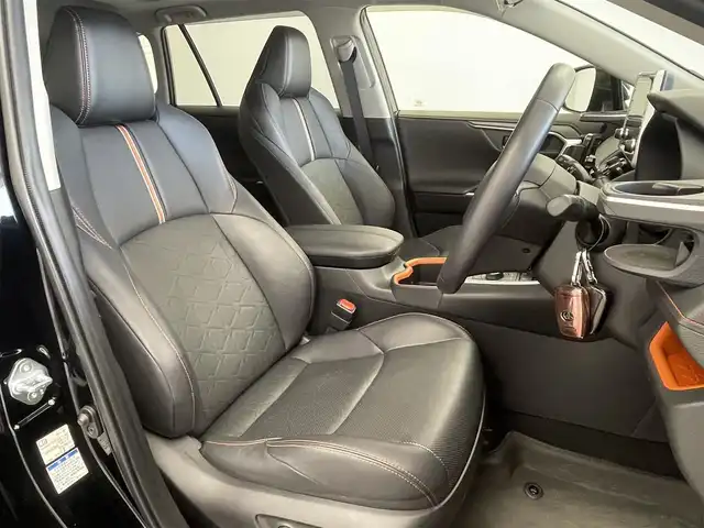 トヨタ ＲＡＶ４ アドベンチャー 埼玉県 2022(令4)年 3.6万km アティチュードブラックマイカ ＴＲＤエアロ　サンルーフ　純正９インチディスプレイオーディオ　パノラミックビューモニター　ＢＳＭ　ビルトインＥＴＣ２．０　前後ドライブレコーダー　レーダークルーズ　ミラー一体型ドラレコ　ＡＣ１００Ｖ