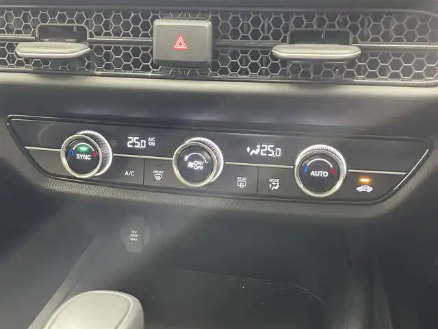 ホンダ ＺＲ－Ｖ X 滋賀県 2023(令5)年 4万km クリスタルブラックパール 純正11.4インチナビ/Bluetooth/DVD/USB/AppleCarPlay/AndoroidAuto/フルセグ/バックカメラ/ドラレコ（前）/ダウンヒルアシスト/レーンキープ/衝突軽減/電動パーキングブレーキ/パワーバックドア/BSM/ビルトインETC/プッシュスタート/スマートキー/純正18インチAW