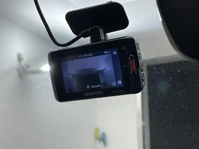 ホンダ ＺＲ－Ｖ X 滋賀県 2023(令5)年 4万km クリスタルブラックパール 純正11.4インチナビ/Bluetooth/DVD/USB/AppleCarPlay/AndoroidAuto/フルセグ/バックカメラ/ドラレコ（前）/ダウンヒルアシスト/レーンキープ/衝突軽減/電動パーキングブレーキ/パワーバックドア/BSM/ビルトインETC/プッシュスタート/スマートキー/純正18インチAW