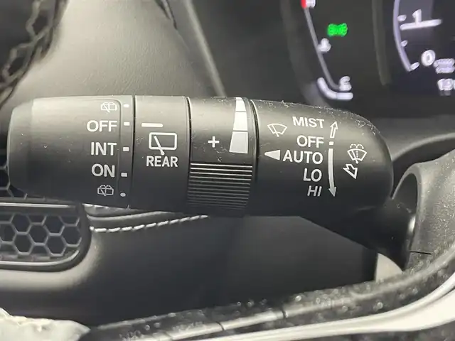 ホンダ ＺＲ－Ｖ X 滋賀県 2023(令5)年 4万km クリスタルブラックパール 純正11.4インチナビ/Bluetooth/DVD/USB/AppleCarPlay/AndoroidAuto/フルセグ/バックカメラ/ドラレコ（前）/ダウンヒルアシスト/レーンキープ/衝突軽減/電動パーキングブレーキ/パワーバックドア/BSM/ビルトインETC/プッシュスタート/スマートキー/純正18インチAW