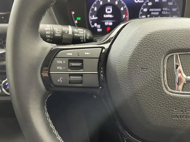 ホンダ ＺＲ－Ｖ X 滋賀県 2023(令5)年 4万km クリスタルブラックパール 純正11.4インチナビ/Bluetooth/DVD/USB/AppleCarPlay/AndoroidAuto/フルセグ/バックカメラ/ドラレコ（前）/ダウンヒルアシスト/レーンキープ/衝突軽減/電動パーキングブレーキ/パワーバックドア/BSM/ビルトインETC/プッシュスタート/スマートキー/純正18インチAW