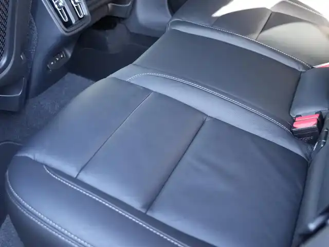 ボルボ ボルボ ＸＣ４０ アルティメット B4 AWD 静岡県 2022(令4)年 0.8万km ベージュ インテリセーフティ/衝突軽減ブレーキACC/レーンアシストブラインドスポットモニター/純正GoogleナビBluetoothCarplay対応/全方位カメラ/ブラックレザーシートシートヒーター/ステアリングヒーター/パワーテールゲート/クリスタルシフトノブ/harman/kardonサラウンド/LEDヘッドライト/DSRCETC/前後ドライブレコーダー