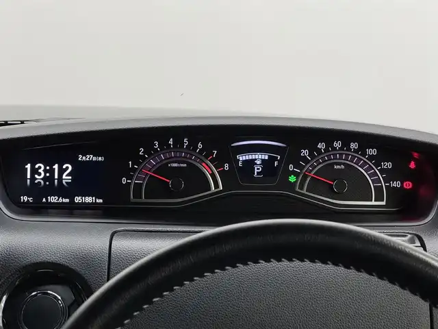 ホンダ Ｎ ＢＯＸ カスタム G L ターボ ホンダセンシング 三重県 2020(令2)年 5.2万km クリスタルブラックパール ガソリンターボ/FF/MTモード付インパネCVT/純正 8型ナビ VXU-207NBi/（CD/DVD/RADIO/TV/SD/MUSIC RACK/USB/iPod/Bluetooth/CarPlay）/バックカメラ/両側パワースライドドア/ドライブレコーダー 前後/ビルトイン ETC/Honda SENSING/・衝突軽減ブレーキ［CMBS］/・車線維持支援システム［LKAS］/・路外逸脱抑制機能/・アダプティブクルーズコントロール［ACC］/・先行車発進お知らせ機能/・標識認識機能/装備/・ハーフレザーシート/・シートヒーター（D/N）/・オートライトシステム/・LEDヘッドライト/・オートハイビーム機能/・LEDフロントフォグライト/・オートエアコン/・USB充電ジャック 2.1A x2/・プッシュスタート/・パドルシフト/・後席チップアップ&ダイブダウン機能/・ステアリングリモコン/・純正15inAW