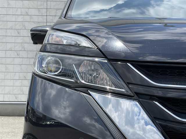 日産 セレナ ハイウェイスター 福岡県 2016(平28)年 6万km ダイヤモンドブラック エマージェンシーブレーキ/純正9型SDナビ/・フルセグTV/CD/DVD/Bluetooth/アラウンドビューモニター/フリップダウンモニター /両側パワースライドドア/クリアランスソナー/クルーズコントロール/プッシュスタート/スマートキー/純正LEDヘッドライト/純正18インチアルミ/フロアマット/ETC/スペアキー1本