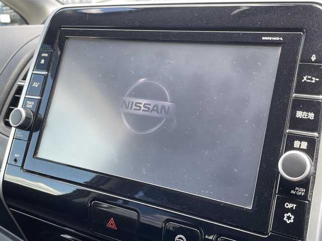 日産 セレナ ハイウェイスター 福岡県 2016(平28)年 6万km ダイヤモンドブラック エマージェンシーブレーキ/純正9型SDナビ/・フルセグTV/CD/DVD/Bluetooth/アラウンドビューモニター/フリップダウンモニター /両側パワースライドドア/クリアランスソナー/クルーズコントロール/プッシュスタート/スマートキー/純正LEDヘッドライト/純正18インチアルミ/フロアマット/ETC/スペアキー1本