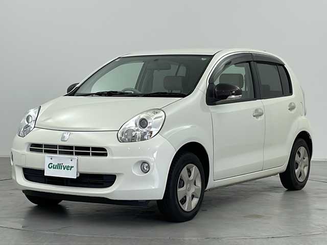 トヨタ パッソ プラスハナ 群馬県 2010(平22)年 8.1万km パールホワイト1 ナビ　ＣＤ／ＤＶＤ　ＢｌｕｅＴｏｏｔｈ　フルセグＴＶ　社外ＥＴＣ　電格ミラー　シートリフター　パニティミラー　ヘッドライトレベライザー　フォグライト　リモコンキー　Ｗエアバック　オートエアコン　禁煙車