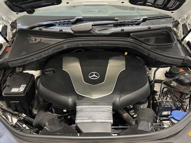 メルセデス・ベンツ ＧＬＥ３５０ｄ 4マチック クーペ スポーツ 新潟県 2017(平29)年 5万km ダイヤモンドホワイト 純正マルチナビ（TV/DVD/BT）/360°カメラ/クリアランスソナー前後/レーダーセーフティパッケージ/追従型クルーズコントロール/パークトロニック/パーキングパイロット/レーントラッキング/ブラインドスポットモニター/AIRマティックサスペンション/harman/kardon/パノラマルーフ/運転席＆助手席メモリ付きパワーシート/シートヒーター/ランニングボード/GLE63タイプ仕様Fバンパー＆Rディフューザー/純正22インチアルミホイール/ドライブレコーダー/ETC