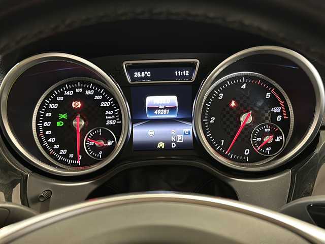 メルセデス・ベンツ ＧＬＥ３５０ｄ 4マチック クーペ スポーツ 新潟県 2017(平29)年 5万km ダイヤモンドホワイト 純正マルチナビ（TV/DVD/BT）/360°カメラ/クリアランスソナー前後/レーダーセーフティパッケージ/追従型クルーズコントロール/パークトロニック/パーキングパイロット/レーントラッキング/ブラインドスポットモニター/AIRマティックサスペンション/harman/kardon/パノラマルーフ/運転席＆助手席メモリ付きパワーシート/シートヒーター/ランニングボード/GLE63タイプ仕様Fバンパー＆Rディフューザー/純正22インチアルミホイール/ドライブレコーダー/ETC