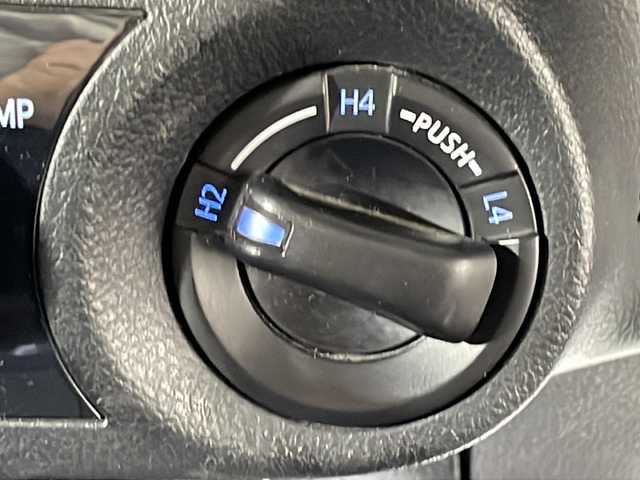 トヨタ ハイラックス Z 福岡県 2020(令2)年 4.1万km アティチュードブラックマイカ 追従クルーズコントロール/フルセグ/Bluetooth/前後ドライブレコーダー/SDナビ(社外)/ABS/横滑り防止/盗難防止装置/レーンキープ/衝突被害軽減システム/Wエアバッグ/カーテンエアバック/純正アルミ/ダウンヒルアシスト/センターデフロック/パワーヒート