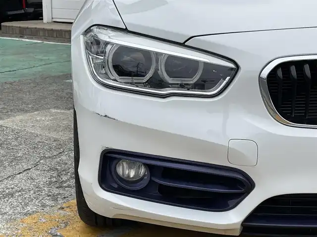 ＢＭＷ １１８ｉ スポーツ 神奈川県 2016(平28)年 2.8万km アルピンホワイトⅢ 純正HDDナビ/　（CD・DVD再生可）/インテリジェントセーフティ/車線逸脱警告/ミラー型ETC/クルーズコントロール/LEDヘッドライト/コーナーセンサー/スマートキー×2/保証書/取扱説明書