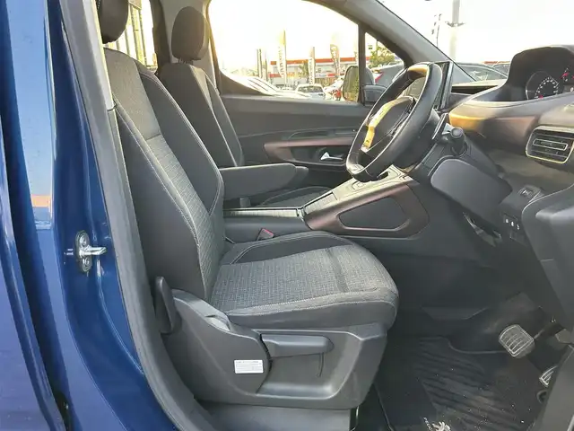 プジョー リフター GTライン ファーストLTD 滋賀県 2021(令3)年 3.7万km 青 デジタルインナーミラー/マルチパノラマミックルーフ/ルーフライト/リアシーリングBOX/ドライブレコーダー(F/R)/AppleCarPlay/ACC/LKA/純正１７AW/ETC