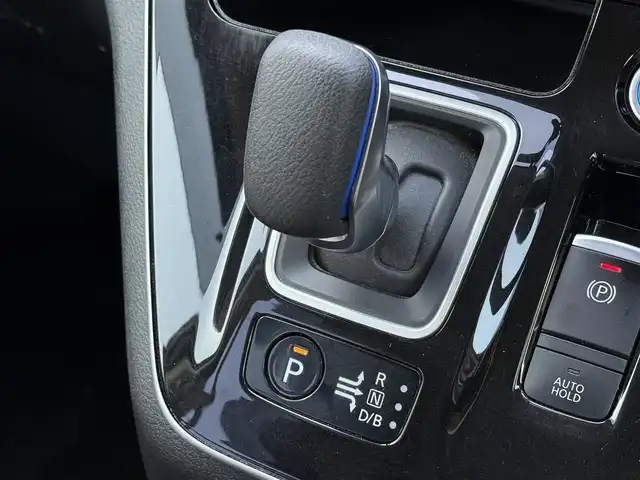日産 セレナ e－パワー ハイウェイスター V 福岡県 2020(令2)年 5.1万km ダイヤモンドブラック 純正9型SDナビ(フルセグTV/CD/DVD/BT)アラウンドビューモニタープロパイロットエマージェンシーブレーキコーナーセンサーBSM両側パワスラ前後ドラレコETCパーキングアシストUSBポート純正LEDヘッドライト純正フロアマット純正16インチアルミホイールプッシュスタートスマートキー