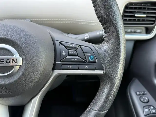 日産 セレナ e－パワー ハイウェイスター V 福岡県 2020(令2)年 5.1万km ダイヤモンドブラック 純正9型SDナビ(フルセグTV/CD/DVD/BT)アラウンドビューモニタープロパイロットエマージェンシーブレーキコーナーセンサーBSM両側パワスラ前後ドラレコETCパーキングアシストUSBポート純正LEDヘッドライト純正フロアマット純正16インチアルミホイールプッシュスタートスマートキー