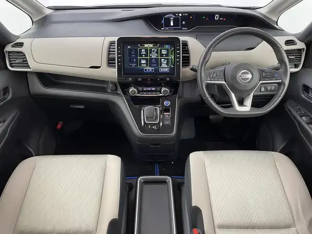 日産 セレナ e－パワー ハイウェイスター V 大阪府 2020(令2)年 5.1万km ダイヤモンドブラック 純正10型SDナビ/(フルセグTV/CD/DVD/BT)/アラウンドビューモニター/プロパイロット/エマージェンシーブレーキ/コーナーセンサー/BSM/両側パワスラ/ETC/パーキングアシスト/USBポート/純正LEDヘッドライト/純正フロアマット/純正16インチアルミホイール/プッシュスタート/スマートキー