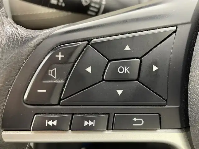 日産 セレナ e－パワー ハイウェイスター V 大阪府 2020(令2)年 5.1万km ダイヤモンドブラック 純正10型SDナビ/(フルセグTV/CD/DVD/BT)/アラウンドビューモニター/プロパイロット/エマージェンシーブレーキ/コーナーセンサー/BSM/両側パワスラ/ETC/パーキングアシスト/USBポート/純正LEDヘッドライト/純正フロアマット/純正16インチアルミホイール/プッシュスタート/スマートキー