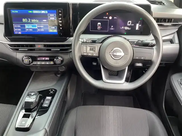 日産 ノート X 京都府 2024(令6)年 2万km スーパーブラック ワンオーナー/9インチディスプレーオーディオ/　APPLE CAR PLAY /  ANDROID AUTO 対応/バックカメラ/純正ドライブレコーダー/ビルトインETC/オートライト/前後クリアランスソナー/オートホールド/電動バーキング/インテリジェントキー×２/新車保証書/取扱説明書
