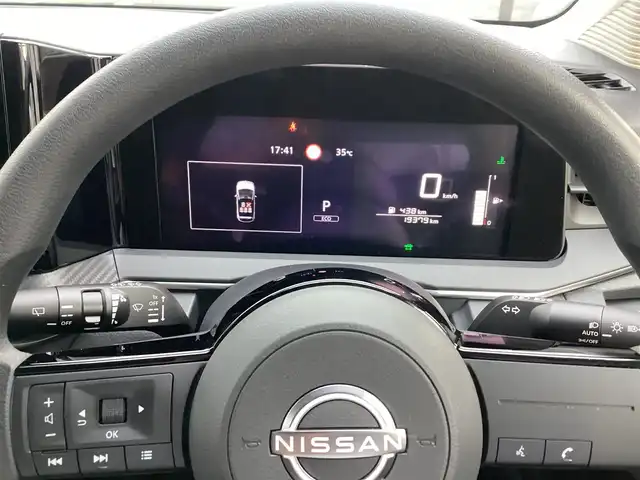 日産 ノート X 京都府 2024(令6)年 2万km スーパーブラック ワンオーナー/9インチディスプレーオーディオ/　APPLE CAR PLAY /  ANDROID AUTO 対応/バックカメラ/純正ドライブレコーダー/ビルトインETC/オートライト/前後クリアランスソナー/オートホールド/電動バーキング/インテリジェントキー×２/新車保証書/取扱説明書