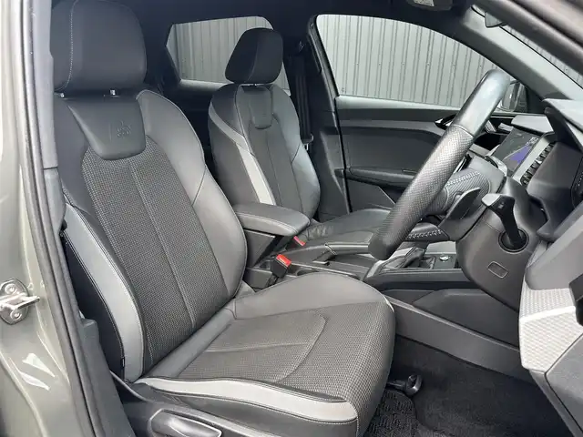アウディ Ａ１ SB 35TFSI Sライン 福島県 2020(令2)年 4.5万km 黒／グレー 外装色：クロノスグレー（LX7G）/ワンオーナー/コントラストルーフ/ナビゲーションパッケージ/・MMIナビゲーション/・バーチャルコックピット/アシスタンスパッケージ/・アダプティブクルーズコントロール/・アクティブレーンアシスト/・アウディプレセンス/・ハイビームアシスト/・ルームミラー自動防眩/黒ハーフレザーシート/シートヒーター/CarPlay/パドルシフト/取扱説明書/保証書/スペアキー