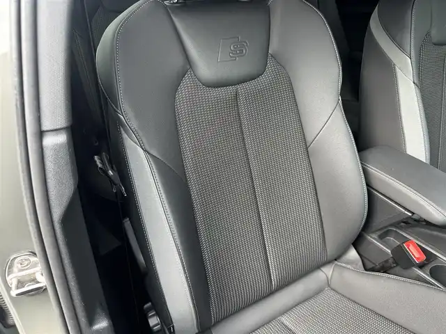 アウディ Ａ１ SB 35TFSI Sライン 福島県 2020(令2)年 4.5万km 黒／グレー 外装色：クロノスグレー（LX7G）/ワンオーナー/コントラストルーフ/ナビゲーションパッケージ/・MMIナビゲーション/・バーチャルコックピット/アシスタンスパッケージ/・アダプティブクルーズコントロール/・アクティブレーンアシスト/・アウディプレセンス/・ハイビームアシスト/・ルームミラー自動防眩/黒ハーフレザーシート/シートヒーター/CarPlay/パドルシフト/取扱説明書/保証書/スペアキー