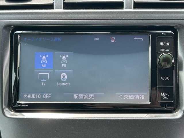 トヨタ プリウス α S 千葉県 2014(平26)年 7.7万km ブラック 純正SDナビ/Bluetooth接続/ビルトインETC/オートエアコン/バックカメラ/前後ドライブレコーダー/電動格納ウィンカーミラー/オートウィンドウ/オートライト/プッシュスタート/スマートキー（スペアキー1本）/純正フロアマット/社外17インチアルミホイール/ABS/ダブル・サイド・カーテンエアバッグ/盗難防止装置