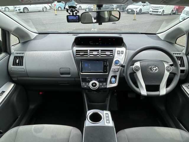 トヨタ プリウス α S 千葉県 2014(平26)年 7.7万km ブラック 純正SDナビ/Bluetooth接続/ビルトインETC/オートエアコン/バックカメラ/前後ドライブレコーダー/電動格納ウィンカーミラー/オートウィンドウ/オートライト/プッシュスタート/スマートキー（スペアキー1本）/純正フロアマット/社外17インチアルミホイール/ABS/ダブル・サイド・カーテンエアバッグ/盗難防止装置